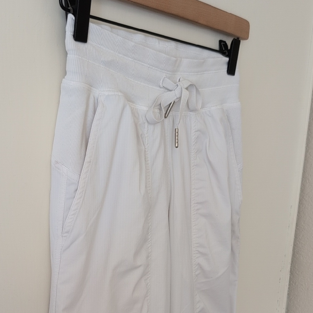 lululemon athletica Womens 2 Dance Studio Joggers White Activewear Athleisure - Picture 4 of 9